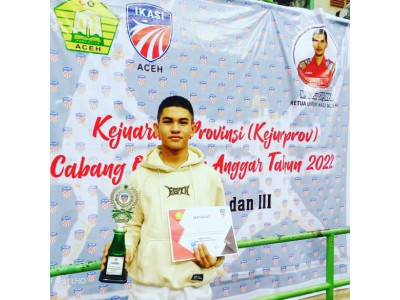 SISWA SMP NEGERI 3 BANDA ACEH MERAIH MENDALI EMAS 